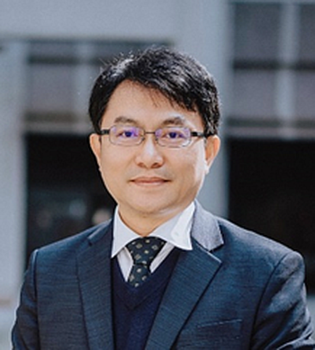 副校長兼雙語教育推動資源中心主任/ 黃聰龍